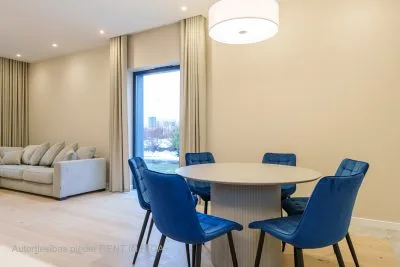 Pārdod māju, Jomas iela 8, Babītes novads, Babītes pagasts, Piņķi / 680 000 € 3