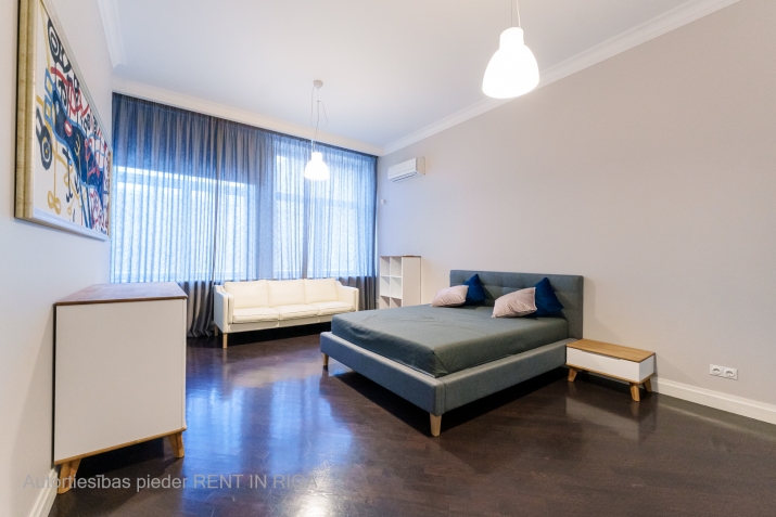 Izīrē dzīvokli, Vaļņu iela 11, Rīga, Labais krasts, Centrs / 3 000 € 19