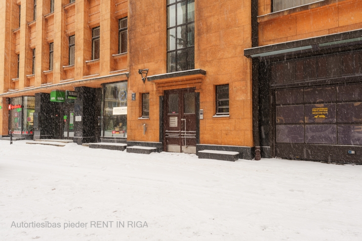 Izīrē dzīvokli, Vaļņu iela 11, Rīga, Labais krasts, Centrs / 3 000 € 35