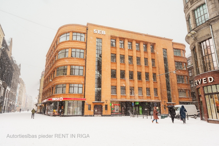 Izīrē dzīvokli, Vaļņu iela 11, Rīga, Labais krasts, Centrs / 3 000 € 37