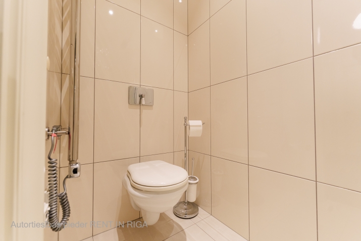 Pārdod dzīvokli, Vaļņu iela 11, Rīga, Labais krasts, Centrs / 765 000 € 18