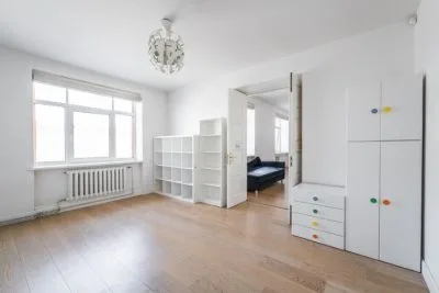 Pārdod dzīvokli, Skolas iela 30, Rīga, Centrs / 305000 € 2