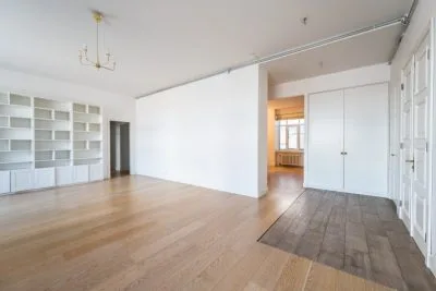 Pārdod dzīvokli, Skolas iela 30, Rīga, Centrs / 305000 € 4