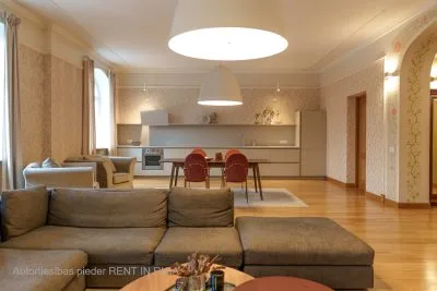 Izīrē dzīvokli, Ausekļa iela 11, Rīga, Labais krasts, Centrs / 1 800 € 7