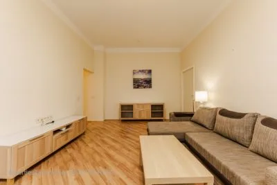 Izīrē dzīvokli, Brīvības iela 71-4, Rīga, Labais krasts, Centrs / 750 € 2
