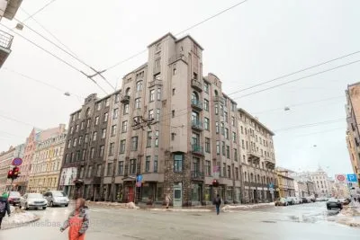 Izīrē tirdzniecības telpas, Aleksandra Čaka iela 69, Rīga, Labais krasts, Centrs / 1 920 € 1