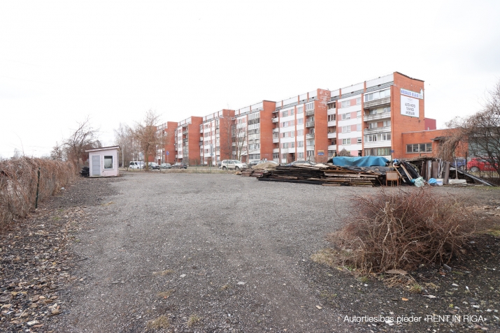 Sesku iela 4 3
