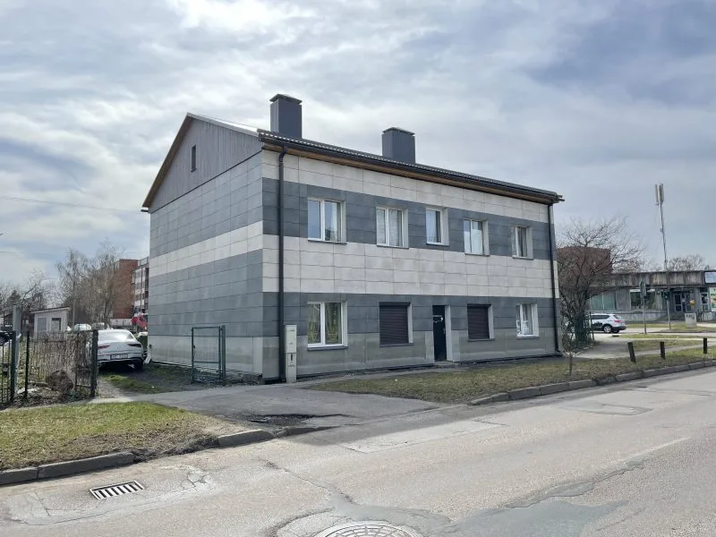 Sesku iela 4 1