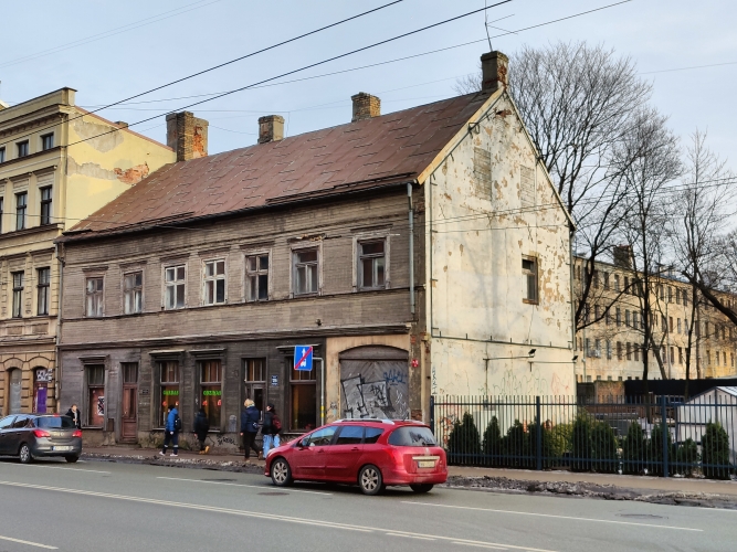 Brīvības iela 126 1