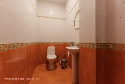 Pārdod biroju, Bērzaunes iela 9, Rīga, Labais krasts, Centrs / 358 600 € 7