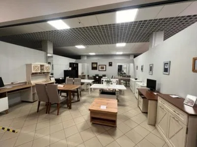 Izīrē tirdzniecības telpas, Anniņmuižas iela 17, Rīga, Kreisais krasts, Zolitūde / 285 € 2