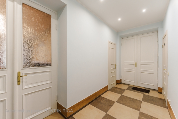 Аренда офиса, Lāčplēša iela улица 17, Rīga, Labais krasts, Centrs / 850 € 14