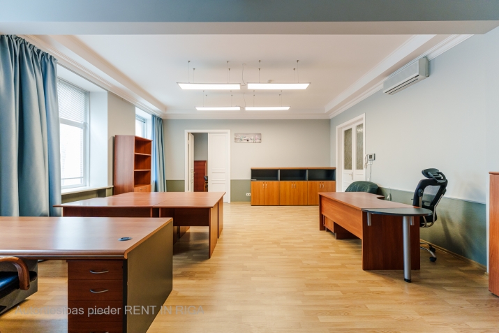 Аренда офиса, Lāčplēša iela улица 17, Rīga, Labais krasts, Centrs / 850 € 2