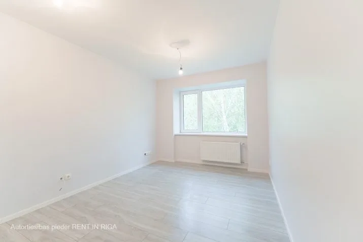 Ezermalas iela 4 1