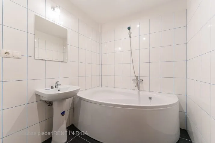 Firsa Sadovņikova iela 31 5
