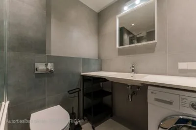 Izīrē dzīvokli, Rūpniecības iela 27, Rīga, Labais krasts, Centrs / 870 € 13