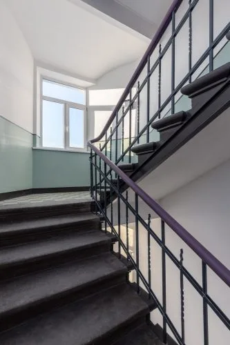 Pārdod dzīvokli, Augšiela iela 8, Rīga, Labais krasts, Centrs / 53 000 € 2