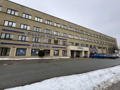 Izīrē noliktavu, Brīvības gatve iela 403C, Rīga, Kreisais krasts, Šampēteris / 1 443 € 12