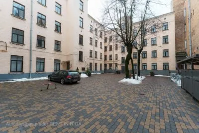 Izīrē dzīvokli, Aleksandra Čaka iela 36, Rīga, Labais krasts, Centrs / 900 € 29