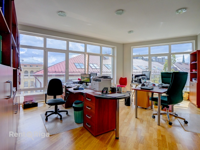 Аренда квартиры, Muitas улица 1, Rīga, Labais krasts, Centrs / 1 689 € 11