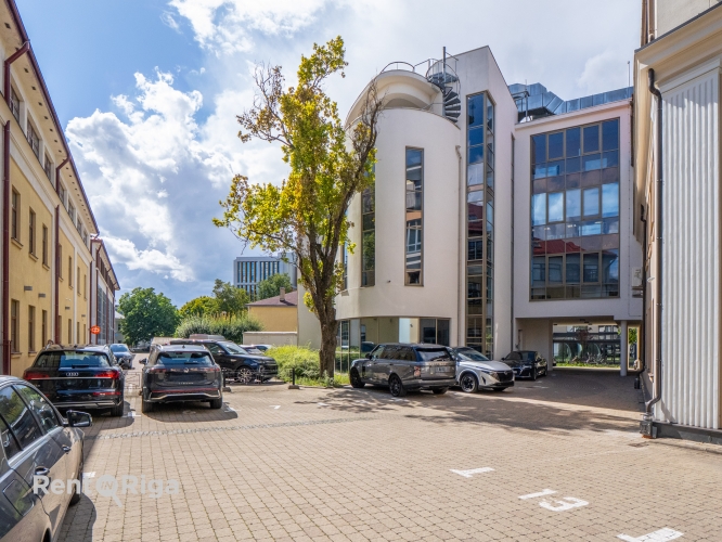 Аренда квартиры, Muitas улица 1, Rīga, Labais krasts, Centrs / 1 689 € 26