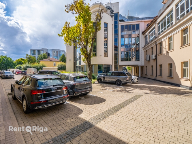 Аренда квартиры, Muitas улица 1, Rīga, Labais krasts, Centrs / 1 689 € 27
