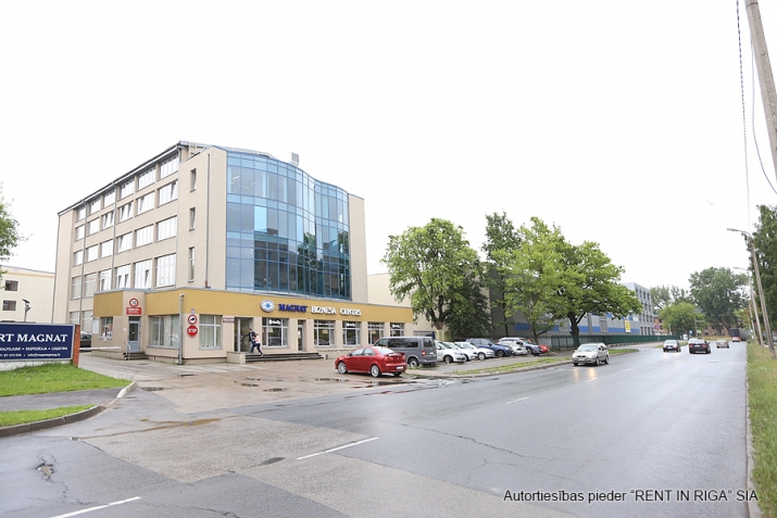 Daugavgrīvas iela 83 12