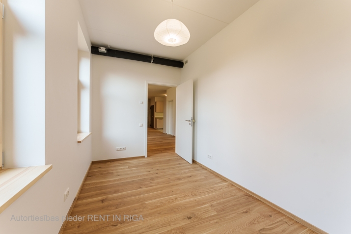 Аренда квартиры, Eduarda Smiļģa улица 25, Rīga, Kreisais krasts, Āgenskalns / 1 000 € 10