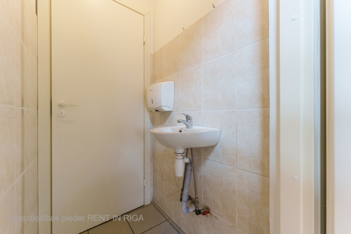 Izīrē biroju, Barona iela 95, Rīga, Labais krasts, Centrs / 560 € 8