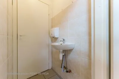 Izīrē biroju, Barona iela 95, Rīga, Labais krasts, Centrs / 560 € 8