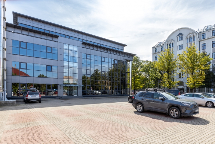 Melngaiļa iela 1a 1