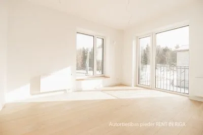 Pārdod dzīvokli, Čiekuru iela 3, Rīga, Mežaparks / 283405 € 7