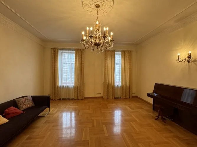 Izīrē dzīvokli, Alfrēda Kalniņa iela 4, Rīga, Labais krasts, Centrs / 750 € 13