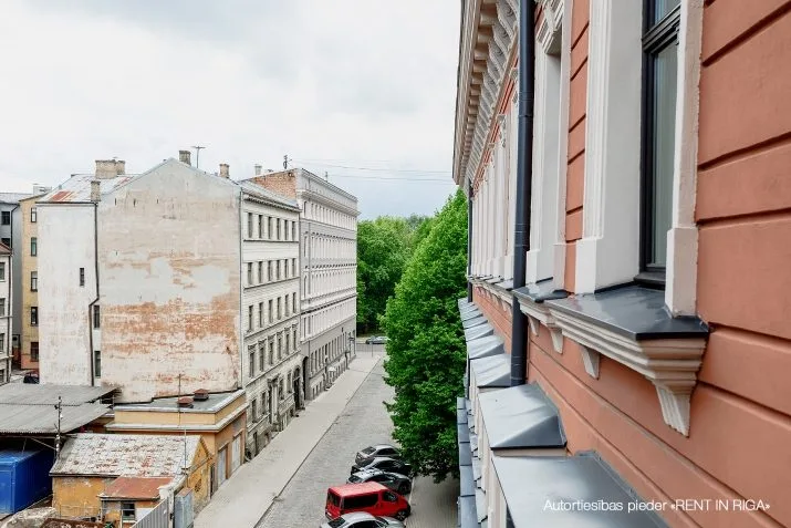 Alfrēda Kalniņa iela 4 4