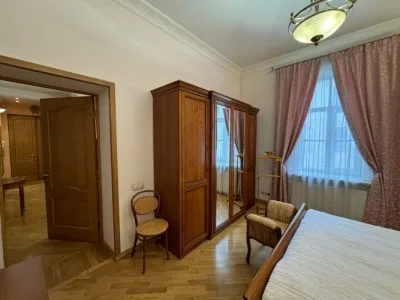 Izīrē dzīvokli, Alfrēda Kalniņa iela 4, Rīga, Labais krasts, Centrs / 750 € 9
