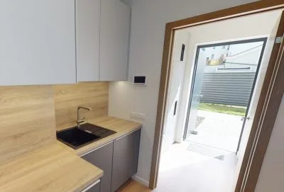 Izīrē dzīvokli, Strēlnieku iela 4b, Rīga, Labais krasts, Centrs / 680 € 3