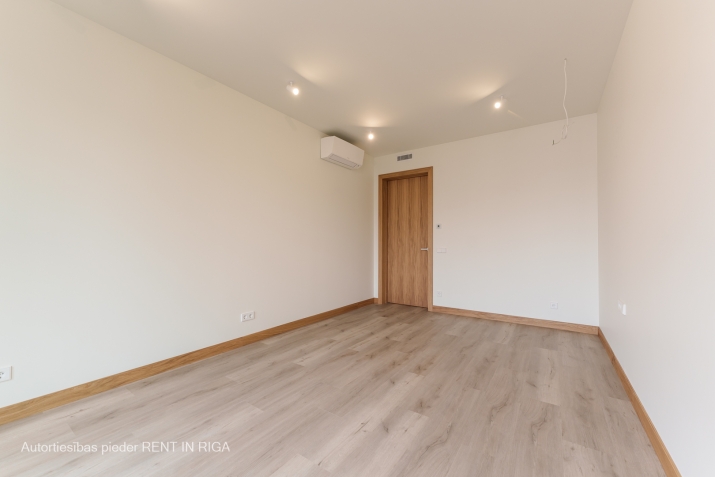 Izīrē dzīvokli, Vilandes iela 11, Rīga, Labais krasts, Centrs / 3 600 € 16