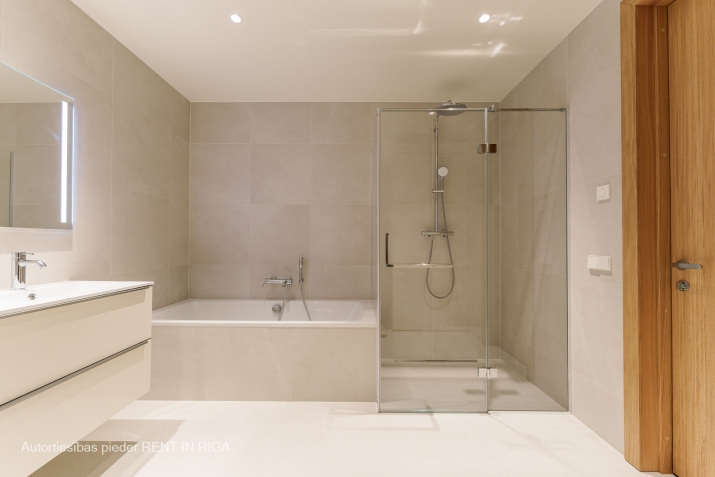 Izīrē dzīvokli, Vilandes iela 11, Rīga, Labais krasts, Centrs / 3 600 € 17