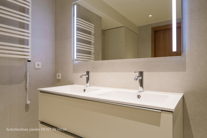 Izīrē dzīvokli, Vilandes iela 11, Rīga, Labais krasts, Centrs / 3 600 € 20