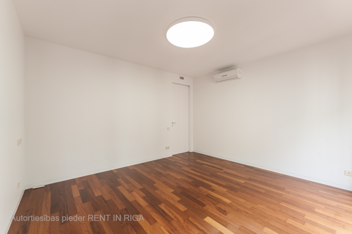 Аренда квартиры, Jeruzalemes улица 10, Rīga, Labais krasts, Centrs / 2 200 € 12
