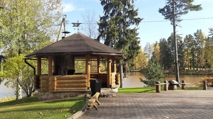 Trīssaliņas iela x 18