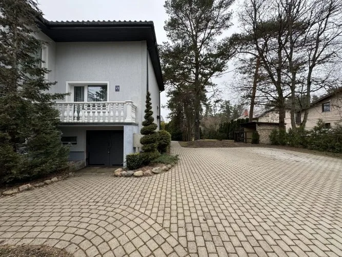 Dāvja iela 17 4