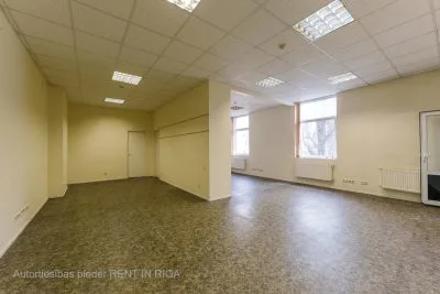 Izīrē biroju, Brīvības gatve iela 222, Rīga, Labais krasts, Centrs / 564 € 1