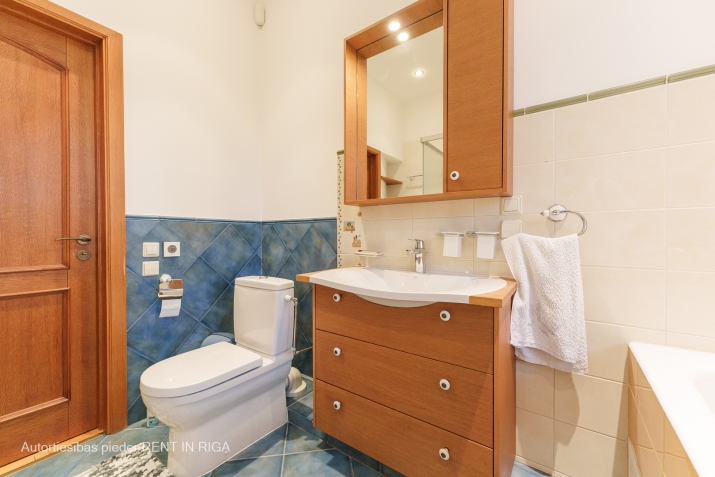 Аренда дома, Akmeņu улица 7a, Rīga, Labais krasts, Berģi / 1 650 € 20