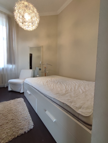 Izīrē dzīvokli, Krišjāņa Valdemāra iela 11, Rīga, Labais krasts, Centrs / 550 € 15