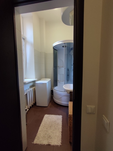Izīrē dzīvokli, Krišjāņa Valdemāra iela 11, Rīga, Labais krasts, Centrs / 550 € 17