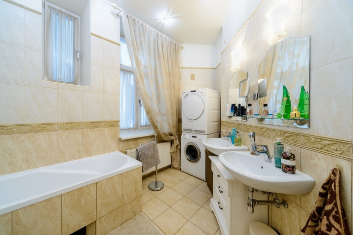 Pārdod dzīvokli, Dzirnavu iela 70, Rīga, Labais krasts, Centrs / 262 000 € 22