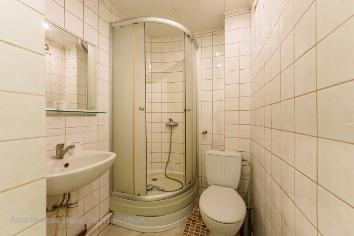 Pārdod dzīvokli, Kazarmu iela 10, Rīga, Labais krasts, Centrs / 45 000 € 13
