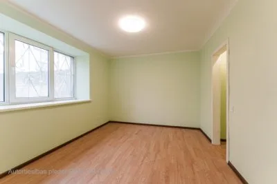 Pārdod dzīvokli, Kazarmu iela 10, Rīga, Labais krasts, Centrs / 45 000 € 4