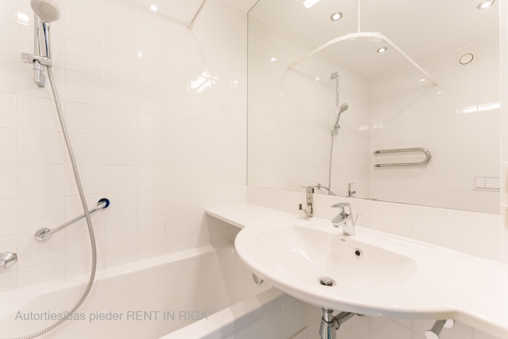 Katrīnas dambis iela 27 14